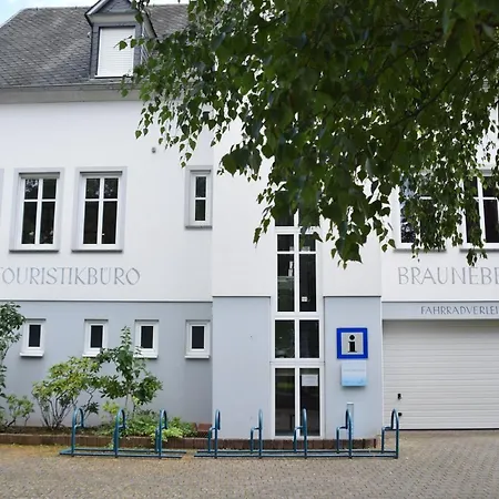 The Old Gemeinde House By The Mosel River Apartment *